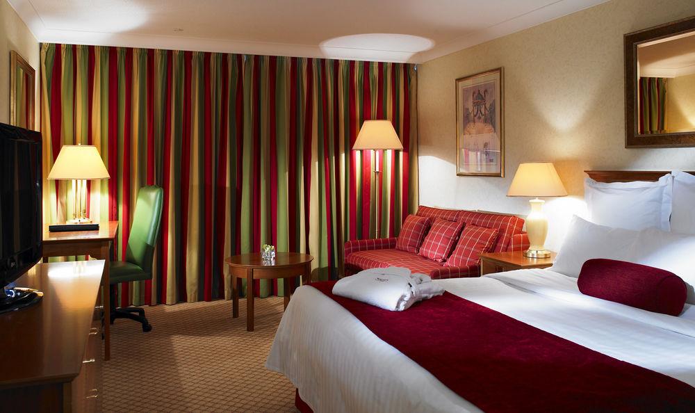Delta Hotels By Marriott בקסליהית' מראה חיצוני תמונה
